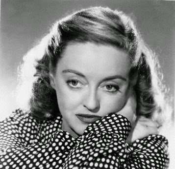 Bette Davis' easy 1940's hairstyle - Pin Curls 101 | Lavender & Twill
