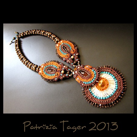 Tribal Dance Necklace Brown 02