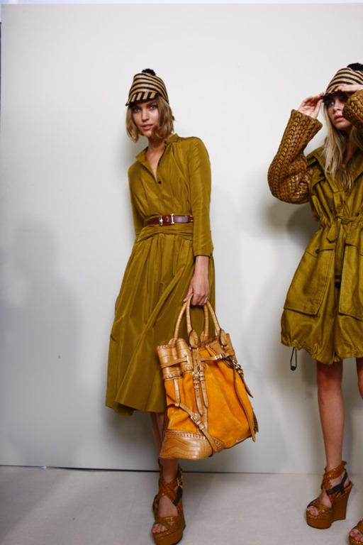 [burberry-spring2012-twitter-2%255B3%255D.jpg]