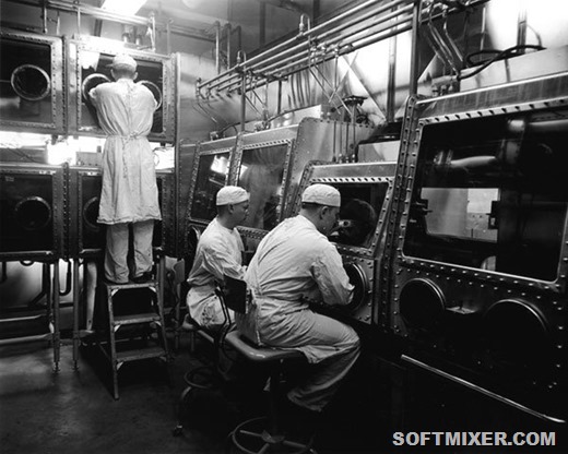 [ae-living-weapon_t614%255B6%255D.jpg]