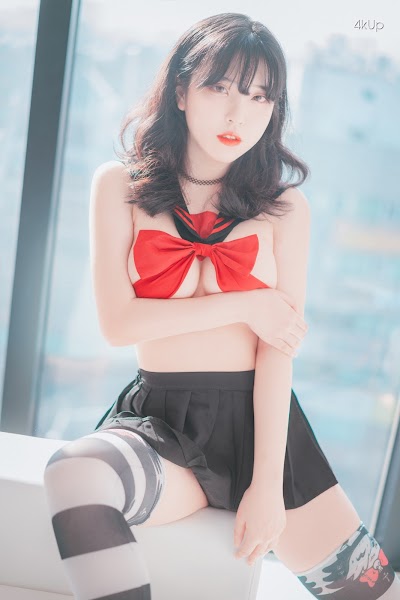 DJAWA Photo – Song Hana (송하나) Ribboned Only