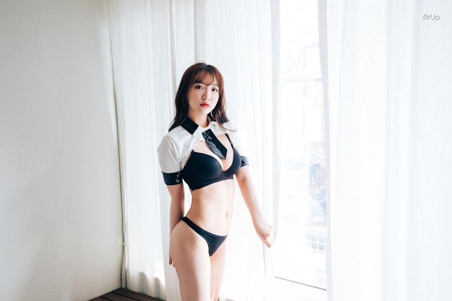 Loozy Maximum Vol.2 – Son Ye-Eun (손예은)