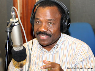 Henri-Thomas Lokondo, président de l’Union Congolaise pour la Liberté(UCL), au studio de Radio Okapi. Photo John Bompengo
