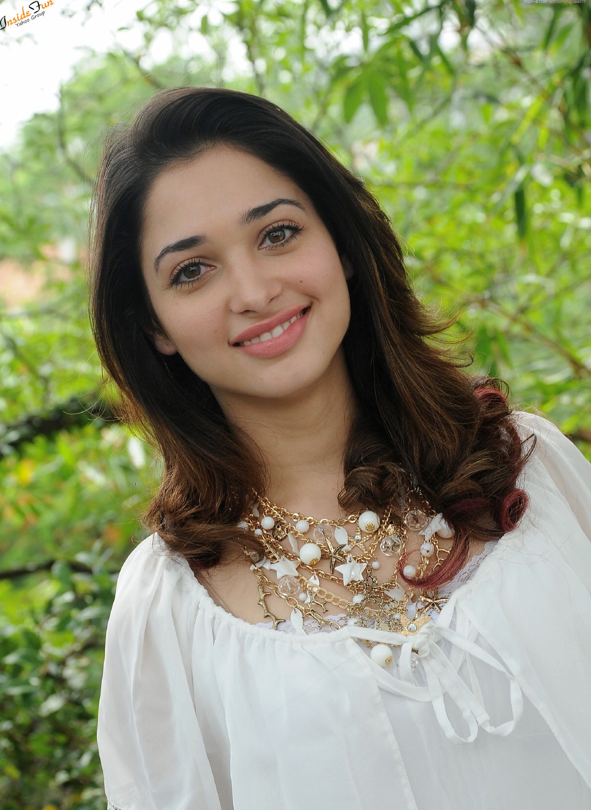 tamanna-high-resolution-endukante-premanta16.jpg
