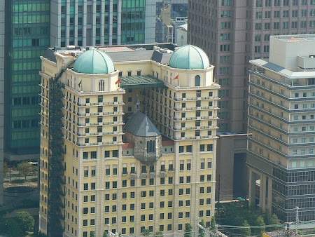 01. Biserica pe cladire in Osaka.JPG
