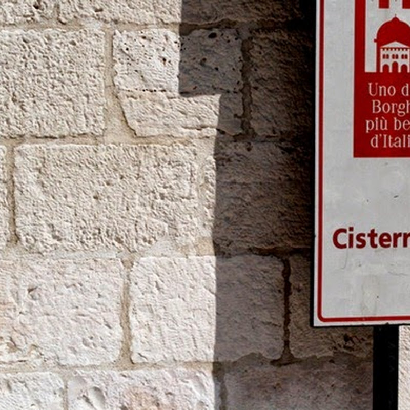 Cisternino is a miracle that you will discover with patience.