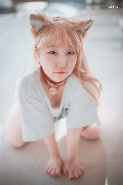 DJAWA Photo – Yeri “My Cat is a Kawaii Girl