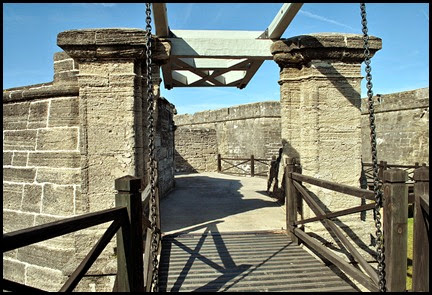 04b - Entering Castillo de San Marcos