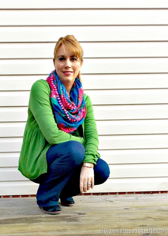 [green%2520sweater%252C%2520floral%2520pom%2520pom%2520scarf%252C%2520blue%2520pants%255B3%255D.jpg]