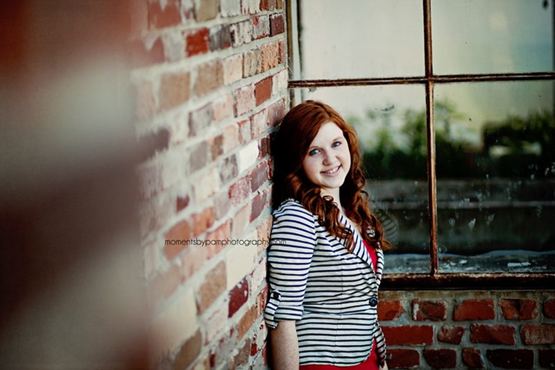 Amanda R {senior 2012} 212 logo