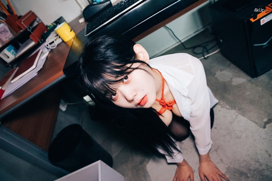 [Loozy] Zia (지아) – Office slave Part2