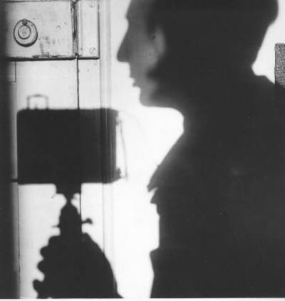 andré kertész shadow self portrait, 1927.jpg