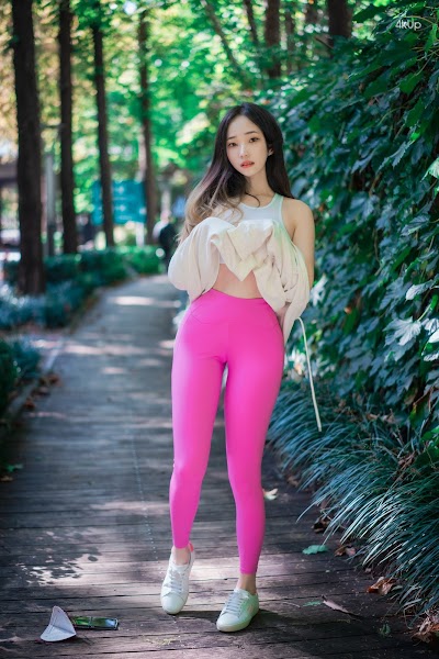 DJAWA Photo – Bambi (밤비) Loose and Tight Violet