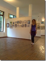 Corina Chirila si cele 14 desene facute cu pixul expuse in Herastrau la salonul de grafica