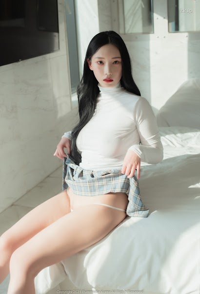 Pure Media Vol.143 Riha (리하)