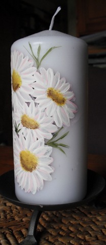 [Daisy%2520Candle%2520Right%2520web%255B5%255D.jpg]