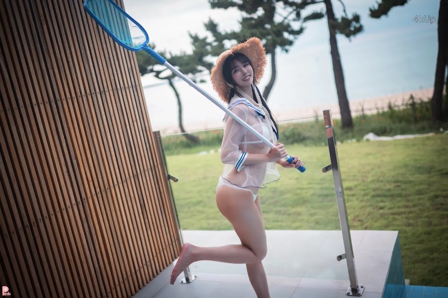 [PINK] Lee Ahrin Bikini Day