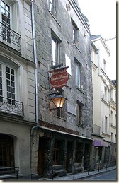 Maison de Nicolas Flamel. La plus vieille maison de Paris