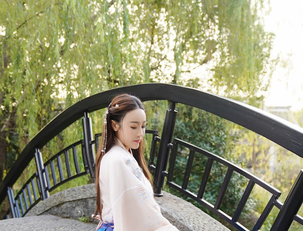 XIUREN No.1983 Zhou Jing Kong (周井空)