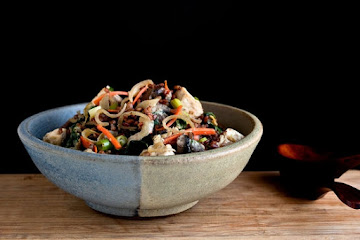 Seared Red Rice With Spinach, Mushrooms, Carrot and Egg