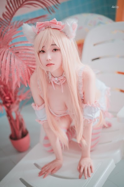 DJAWA Photo – Bambi (밤비) – Ángel de Rosa
