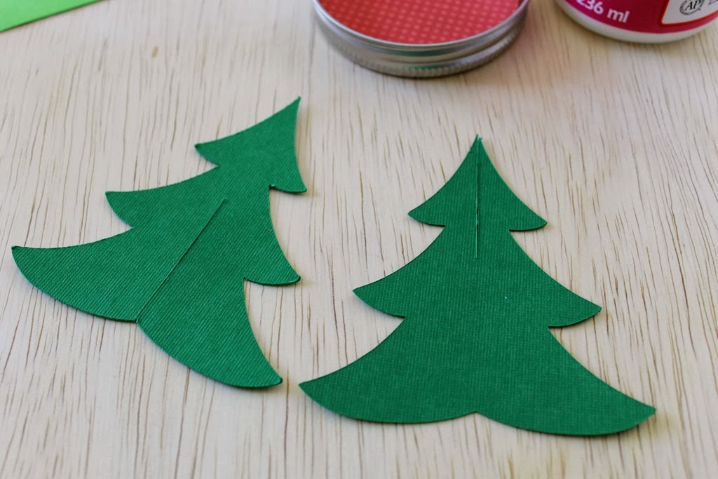 [paper-Christmas-tree-ad-kidcraft5.jpg]