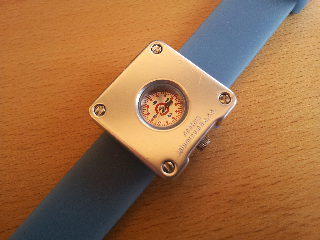 Which Watch Today...: Seiko Alba Neatnik V701 Aluminum .C