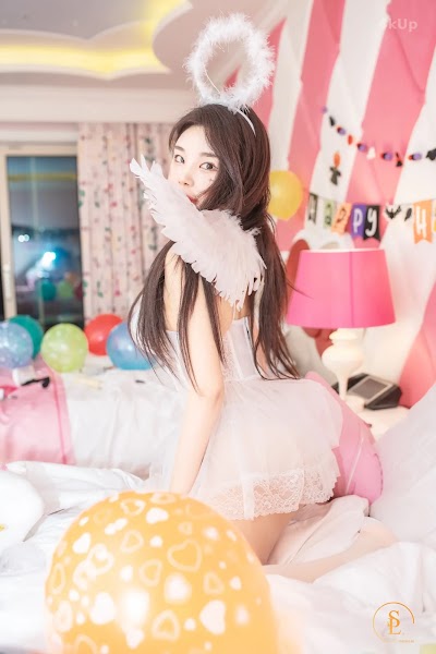 SAINT Photolife – Zzyuri (쮸리) Vol.16 Pink Halloween