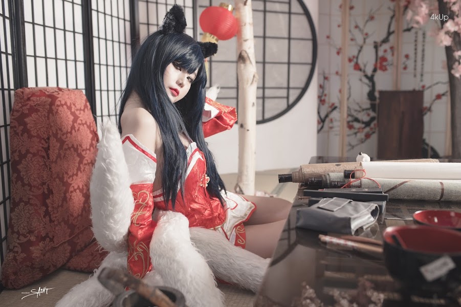 SAINT Photolife – Yuna & Ahri