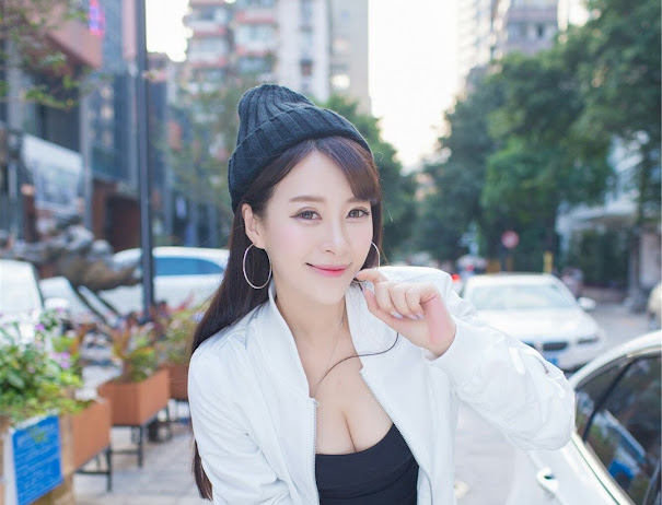 IMISS Vol.163 Wang Man Ni Hao Q (王曼妮好Q)