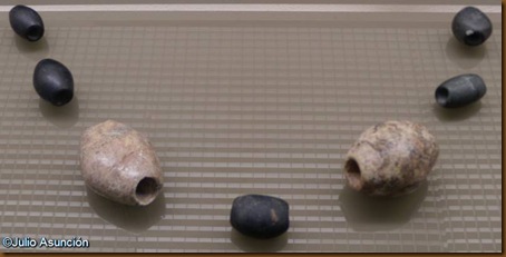 Cuentas de collar del dolmen de Aizibita - Museo de Navarra