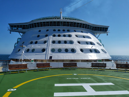 Croziera pe Mediterana: Loc de aterizare elicopter pe vas