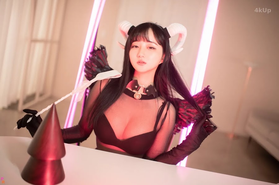 [PINK] Han Jina (한지나) Succubus