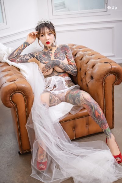 SAINT Photolife – YoKo Vol.01 & Cat Bride