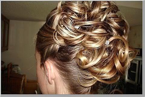 Wedding hairstyles: Up do or Down do picture