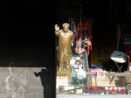 Suveniruri China: Statuie Mao