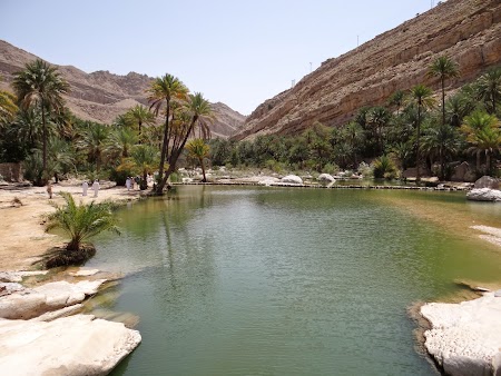 07. Lac in desert.JPG