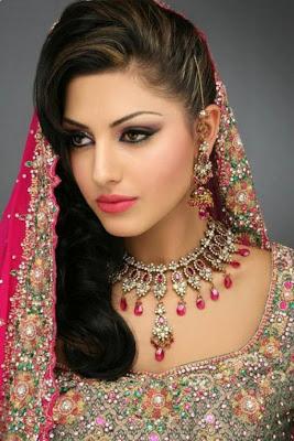 Indian Brides Hairstyles and Makeup