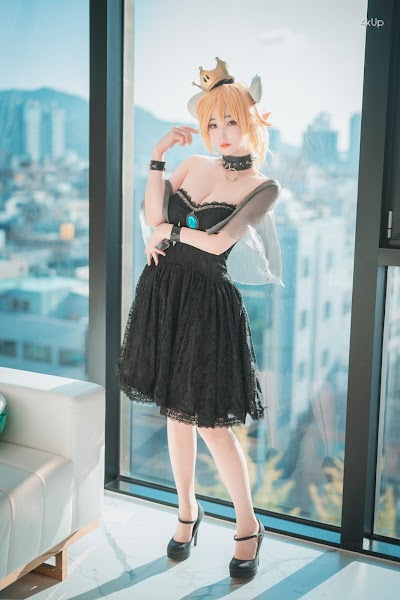 DJAWA Photo – Bambi (밤비) – Halloween with Bowsette (Super Mario Bros.)