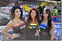 Hot Girls in The SEMA Show Pictures (2)
