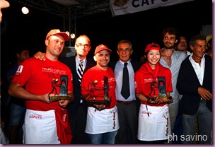 I vincitori del XII Trofeo Caputo, sul palco della premizione, assieme ai Caputo del Molino Caputo-ph.Luigi Savino