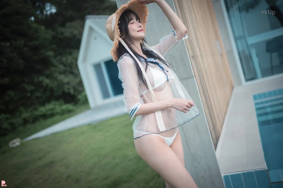 [PINK] Lee Ahrin Bikini Day