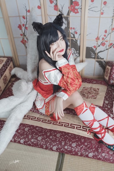 SAINT Photolife – Yuna & Ahri