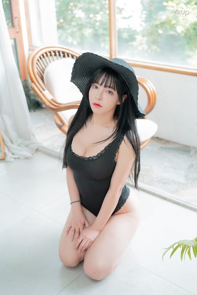 CreamSoda MoMo – MoMo Vol.01