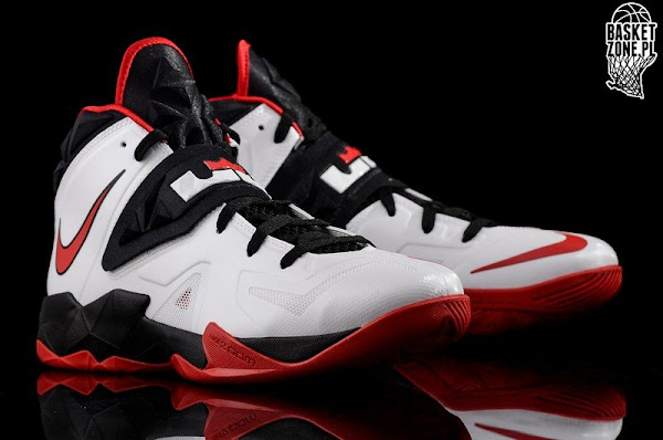 Nike Zoom Soldier VII White / Black / Red (599264-100) | NIKE LEBRON -  LeBron James Shoes