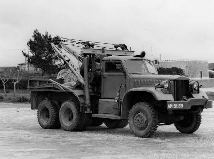 [Pronto-Socorro-Diamond-T969A-Wrecker%255B2%255D.jpg]