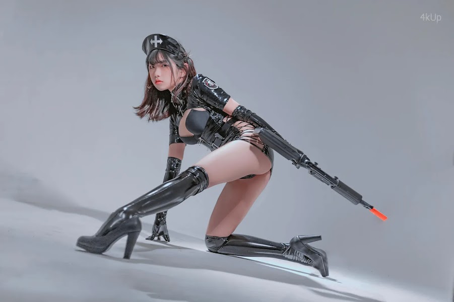 Sonson (손손) Dark Maid
