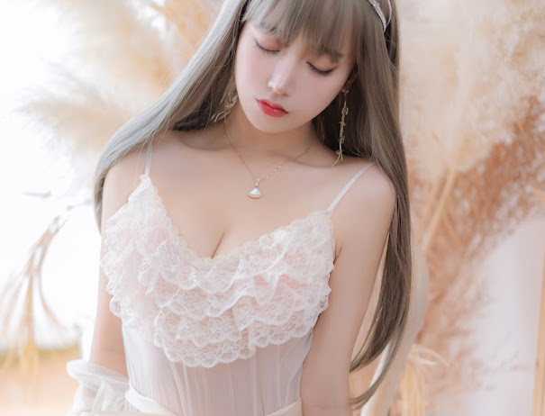 Coser@过期米线线喵 Vol.129 凡尔赛公主