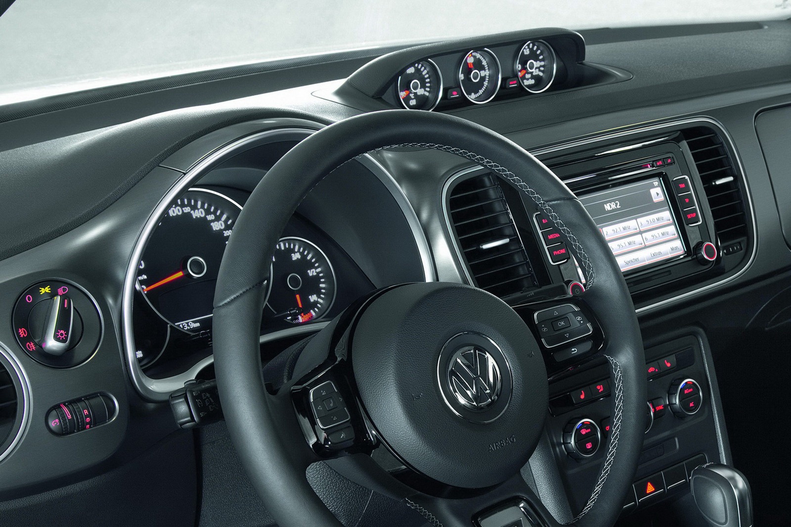 [2013-VW-Beetle-R-Line-11%255B2%255D.jpg]