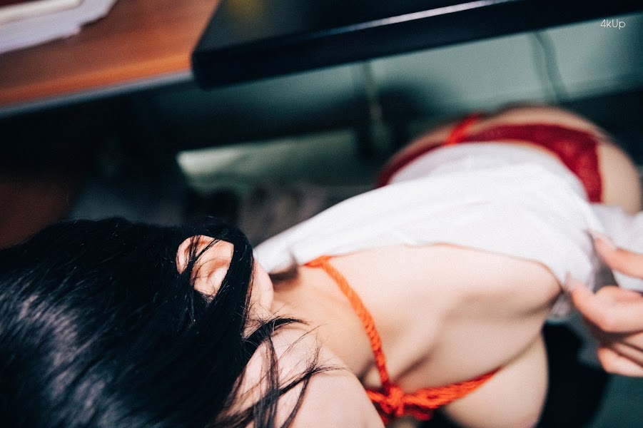 [Loozy] Zia (지아) – Office slave Part2
